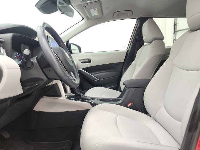 Used 2024 Toyota Corolla Cross LE FWD image 30