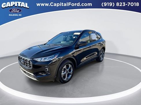 Certified 2025 Ford Escape ST-Line Elite w/ Tech Pack #1 image 4