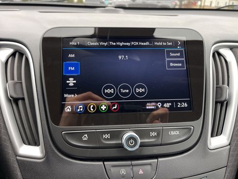 Used 2024 Chevrolet Malibu LT image 10