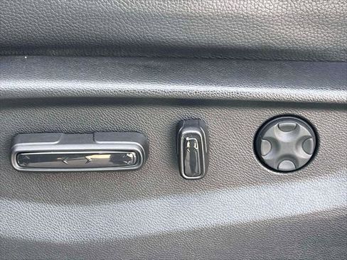 Used 2025 Honda Odyssey Touring image 15