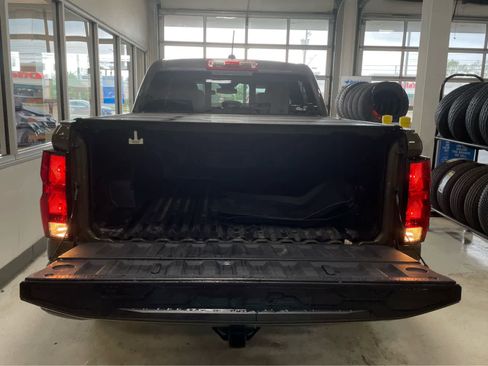 Used 2023 Chevrolet Colorado LT w/ LT Convenience Package AWD/4WD image 27