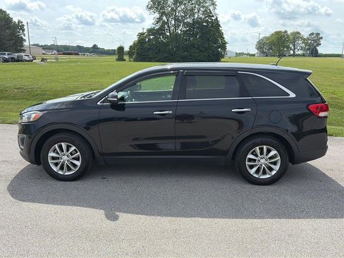 Used 2016 Kia Sorento L FWD image 5