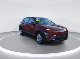 Certified 2025 Hyundai Kona SE FWD video 2