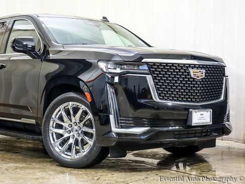Used 2021 Cadillac Escalade Premium Luxury w/ Driver Assist Tech Package AWD/4WD image 4