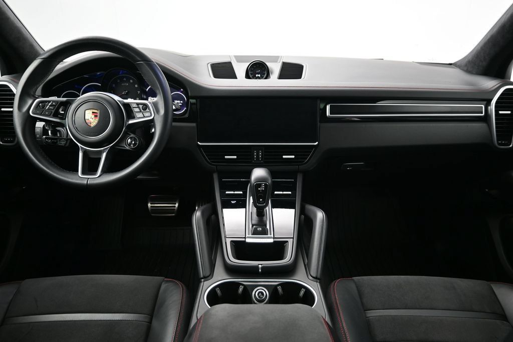 Certified 2023 Porsche Cayenne GTS w/ Assistance Package AWD/4WD image 9