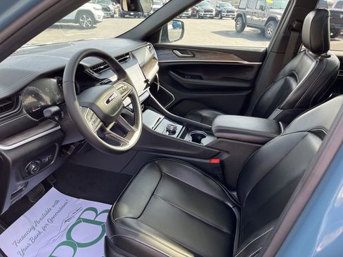 New 2026 Jeep Grand Cherokee Limited w/ Limited Altitude Package image 2