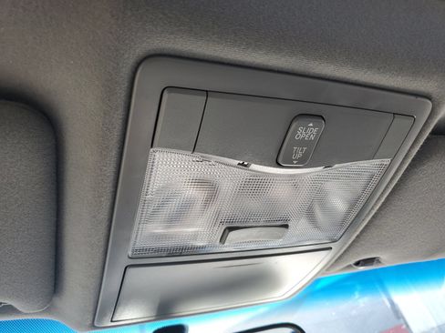 Used 2005 Toyota Avalon FWD image 29