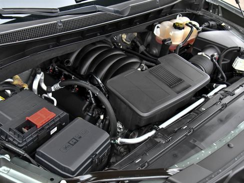 Used 2023 Chevrolet Suburban Premier image 53