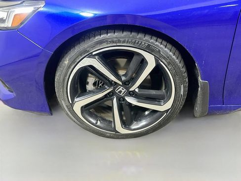 Used 2021 Honda Accord Sport image 8