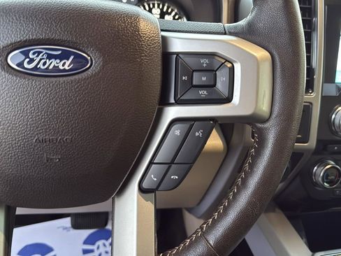 Used 2018 Ford F150 Lariat w/ Equipment Group 502A Luxury image 15