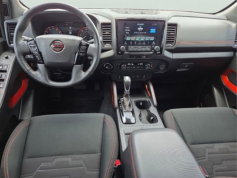 Used 2022 Nissan Frontier PRO-4X AWD/4WD image 11
