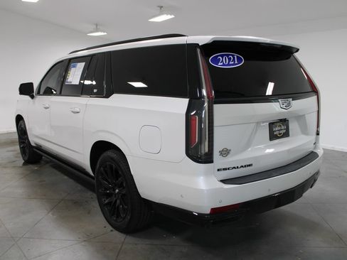 Used 2021 Cadillac Escalade ESV Sport Platinum AWD/4WD image 8
