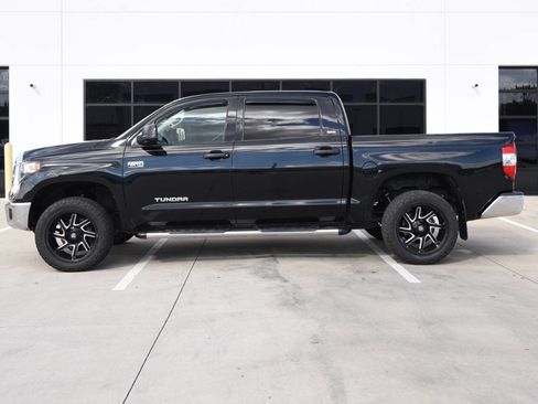 Used 2019 Toyota Tundra SR5 image 5