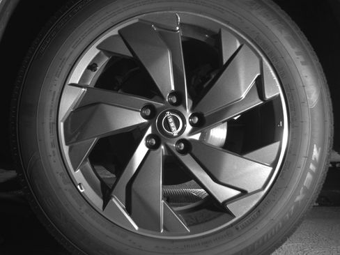 Used 2025 Nissan Rogue SV FWD image 14