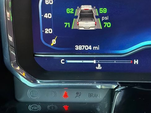 Used 2024 Chevrolet Silverado 2500 LTZ AWD/4WD image 35