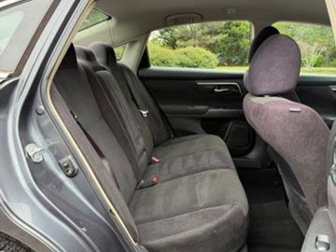 Used 2013 Nissan Altima 2.5 S FWD image 13