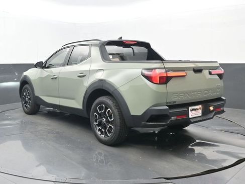 Used 2023 Hyundai Santa Cruz SEL Premium image 3