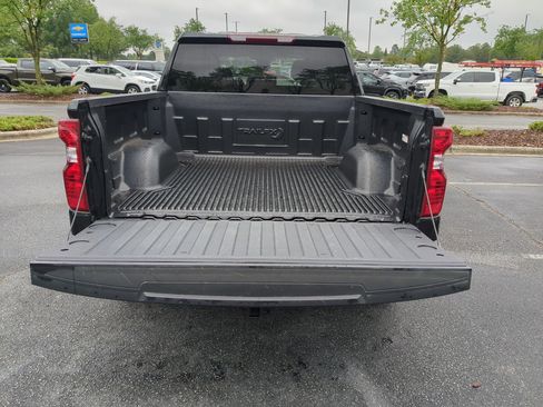 Used 2023 Chevrolet Silverado 1500 LT AWD/4WD image 31