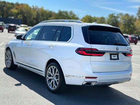 Certified 2024 BMW X7 xDrive40i w/ Premium Package image 4