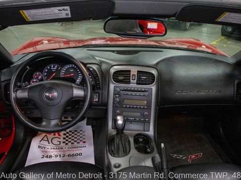 Used 2006 Chevrolet Corvette Convertible image 17