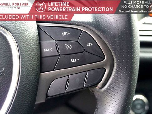 Used 2021 Dodge Durango SXT image 17