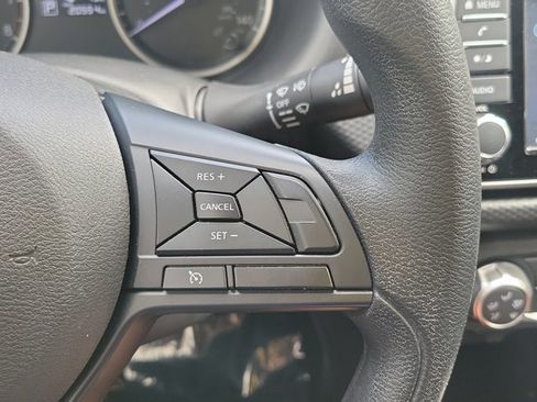 Used 2025 Nissan Kicks Play S FWD image 21