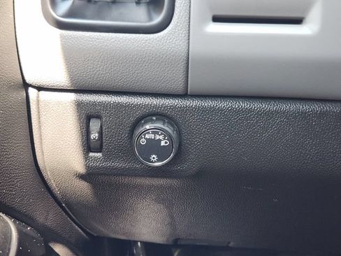 Used 2017 Chevrolet Colorado W/T w/ WT Convenience Package RWD image 22