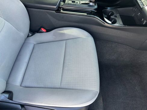 Used 2023 Toyota Prius LE image 14