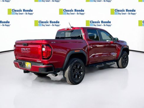 Used 2024 GMC Canyon Elevation w/ Elevation Premium Package AWD/4WD image 8