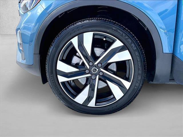 Used 2023 Volvo XC40 B5 Ultimate w/ Protection Package Premier AWD/4WD image 10