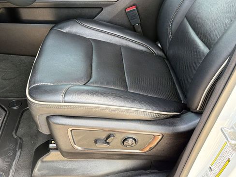 Used 2022 RAM 1500 Limited image 14