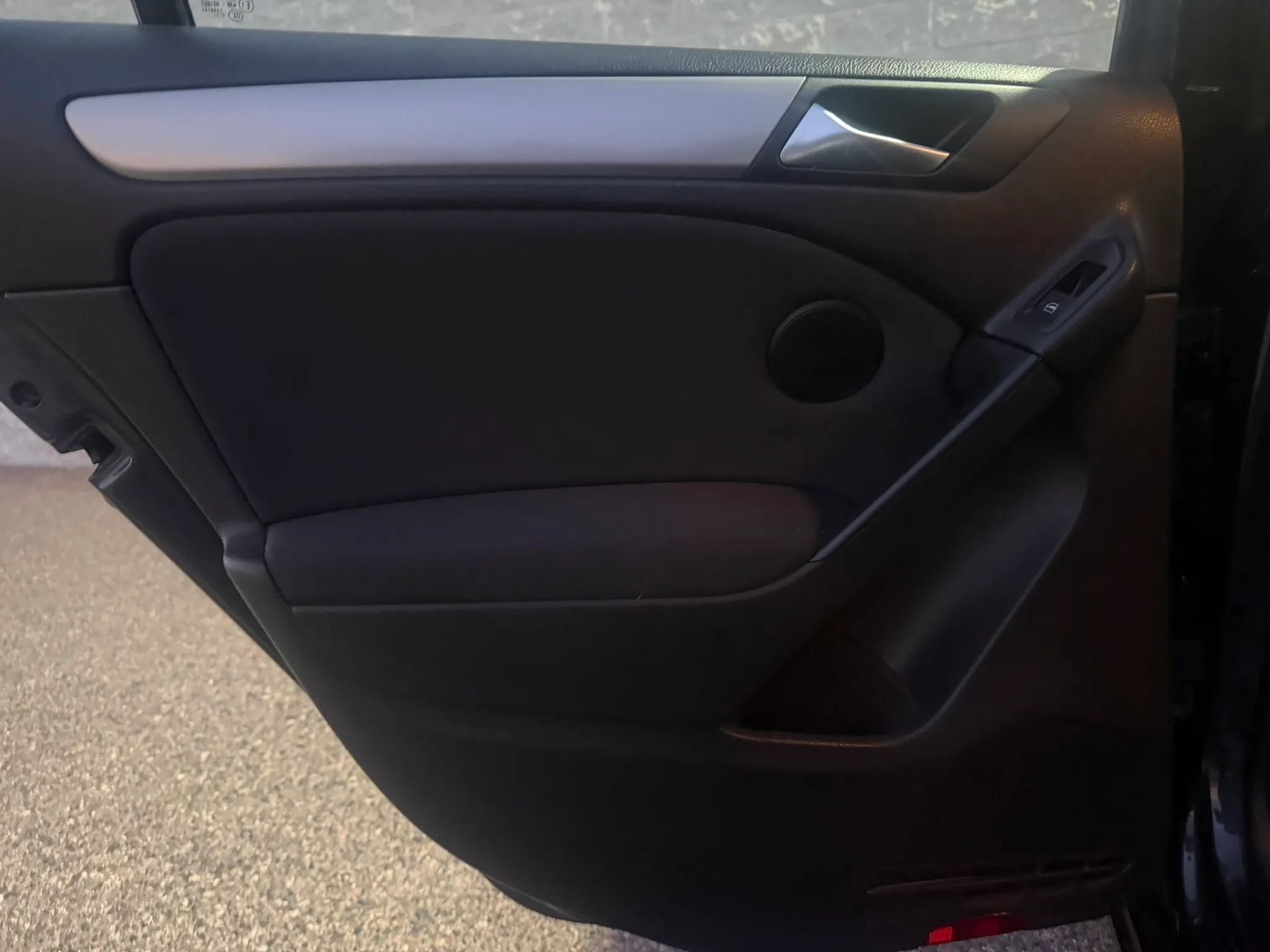 Used 2013 Volkswagen Golf TDI FWD image 17