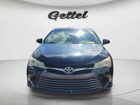 Used 2016 Toyota Camry LE FWD image 3