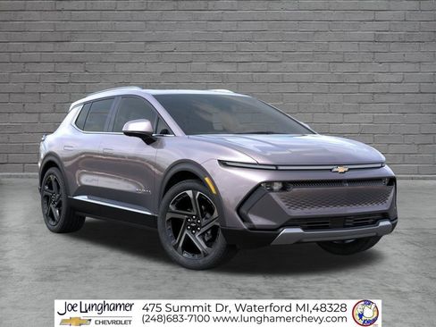 New 2026 Chevrolet Equinox EV LT w/ Convenience Package II FWD image 8