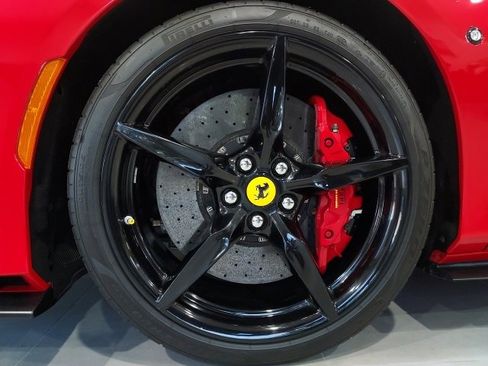 Used 2021 Ferrari F8 Tributo image 52