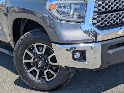 Used 2018 Toyota Tundra SR5 w/ TRD Off Road Package AWD/4WD image 10