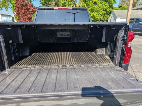 Used 2024 Chevrolet Silverado 1500 LT AWD/4WD image 34