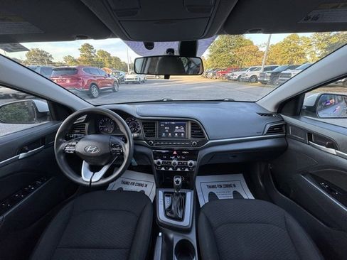 Used 2020 Hyundai Elantra SEL w/ Cargo Package (C1) image 17