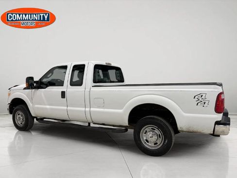Used 2015 Ford F250 XL w/ Power Equipment Group image 4