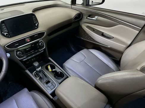 Used 2020 Hyundai Santa Fe Limited image 11