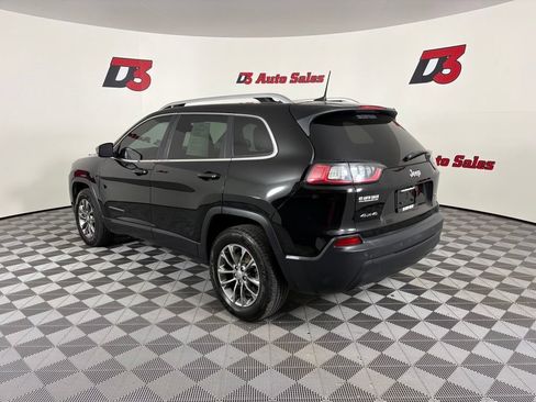 Used 2019 Jeep Cherokee Latitude Plus w/ Comfort/Convenience Group AWD/4WD image 5