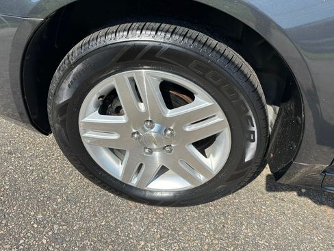 Used 2014 Chevrolet Impala LT w/ LT Sunroof Package FWD image 28