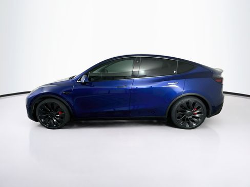 Used 2021 Tesla Model Y Performance AWD/4WD image 4