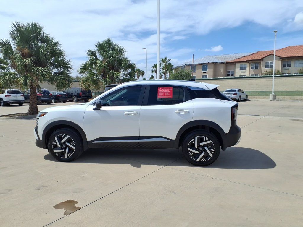 Used 2026 Nissan Kicks SV FWD image 2