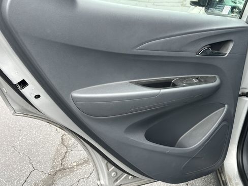 Used 2020 Chevrolet Bolt Premier w/ Infotainment Package image 24