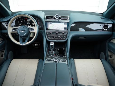 Used 2021 Bentley Bentayga Speed AWD/4WD image 38