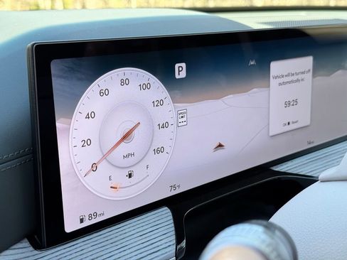 Used 2025 Genesis GV80 3.5T Prestige image 21