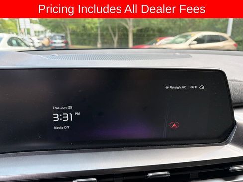 Certified 2024 Kia Telluride S w/ S Sunroof Package FWD image 10