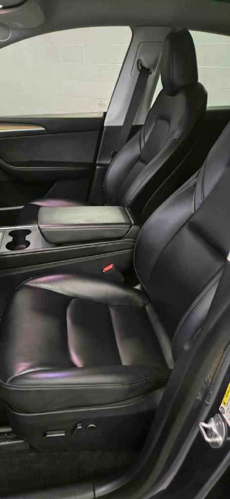Used 2023 Tesla Model Y AWD image 9