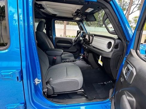 New 2024 Jeep Wrangler Willys image 18